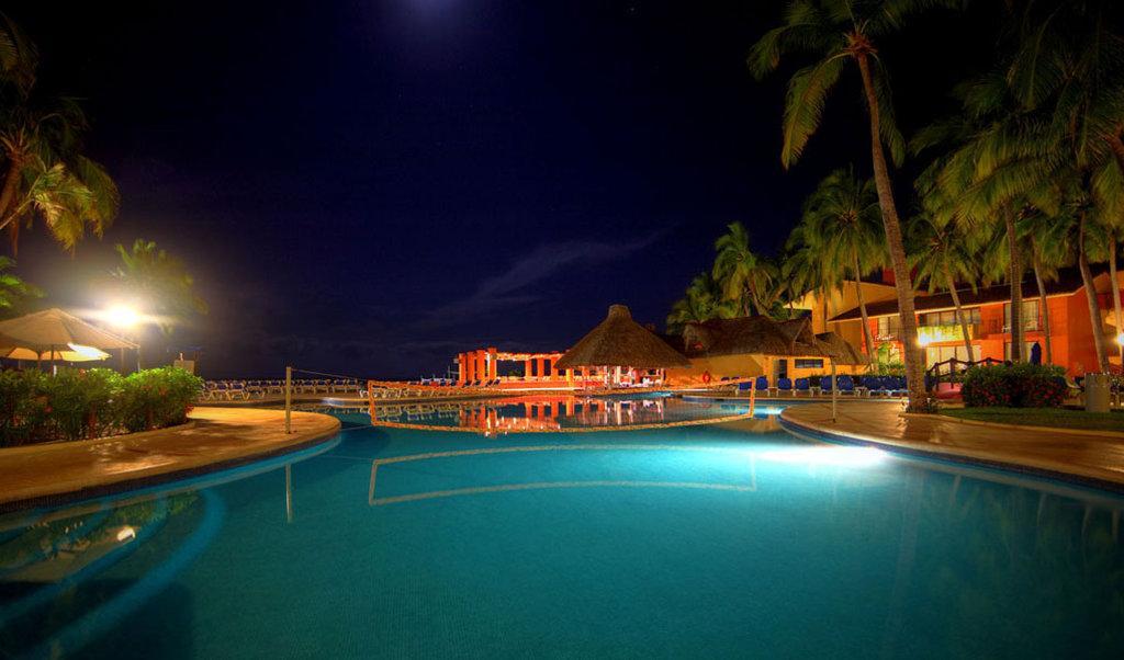 Holiday Inn Resort Ixtapa All-Inclusive By Ihg Exterior foto